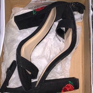 Wild Diva Rose Heels